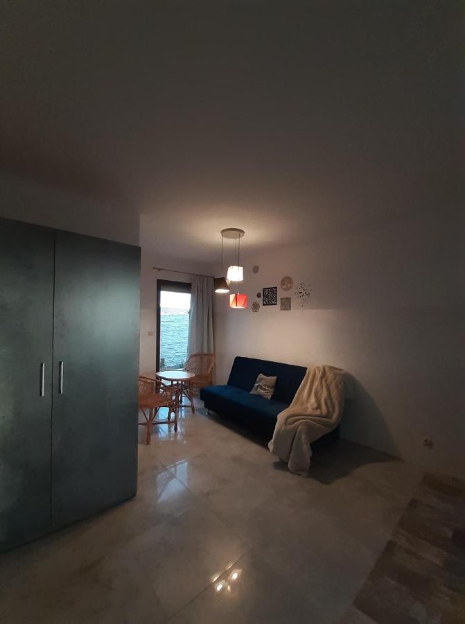Apartamenty Roza Wiatrow Solec-Zdroj Bagian luar foto