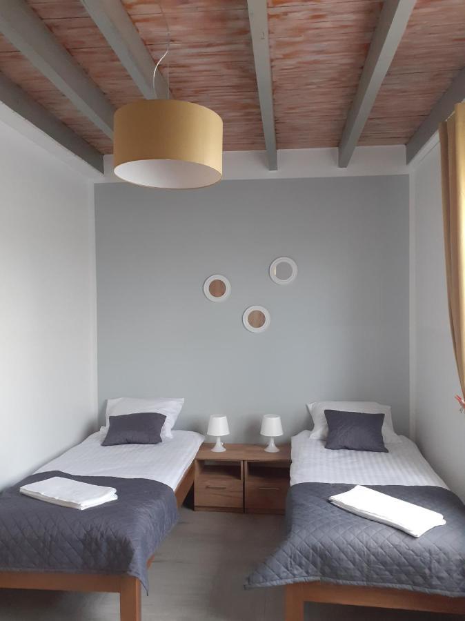 Apartamenty Roza Wiatrow Solec-Zdroj Bagian luar foto