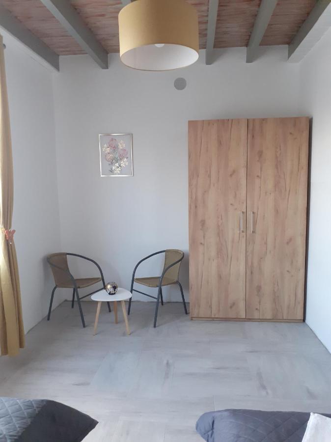Apartamenty Roza Wiatrow Solec-Zdroj Bagian luar foto